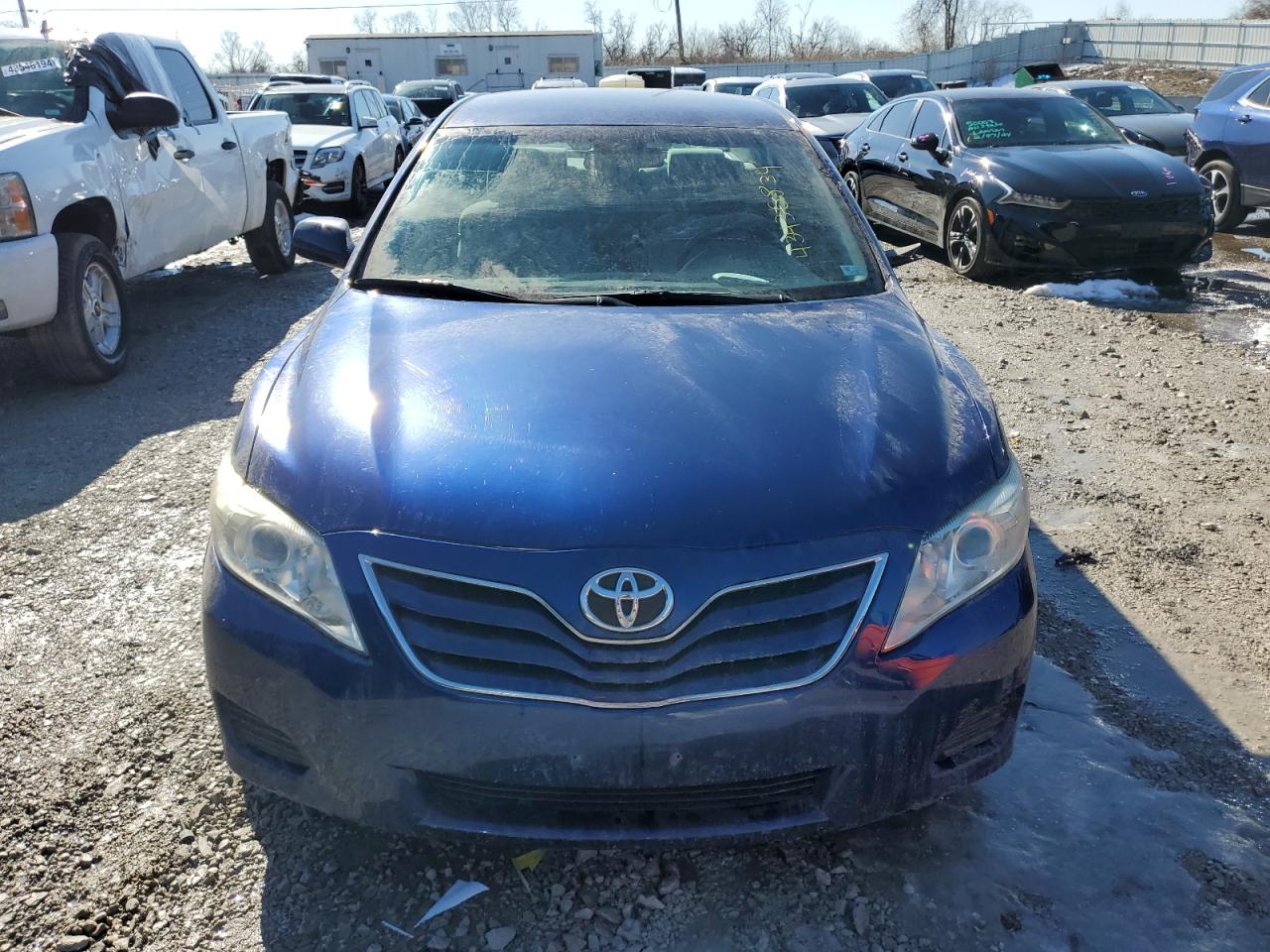 Photo 4 VIN: 4T1BF3EK3AU528897 - TOYOTA CAMRY 