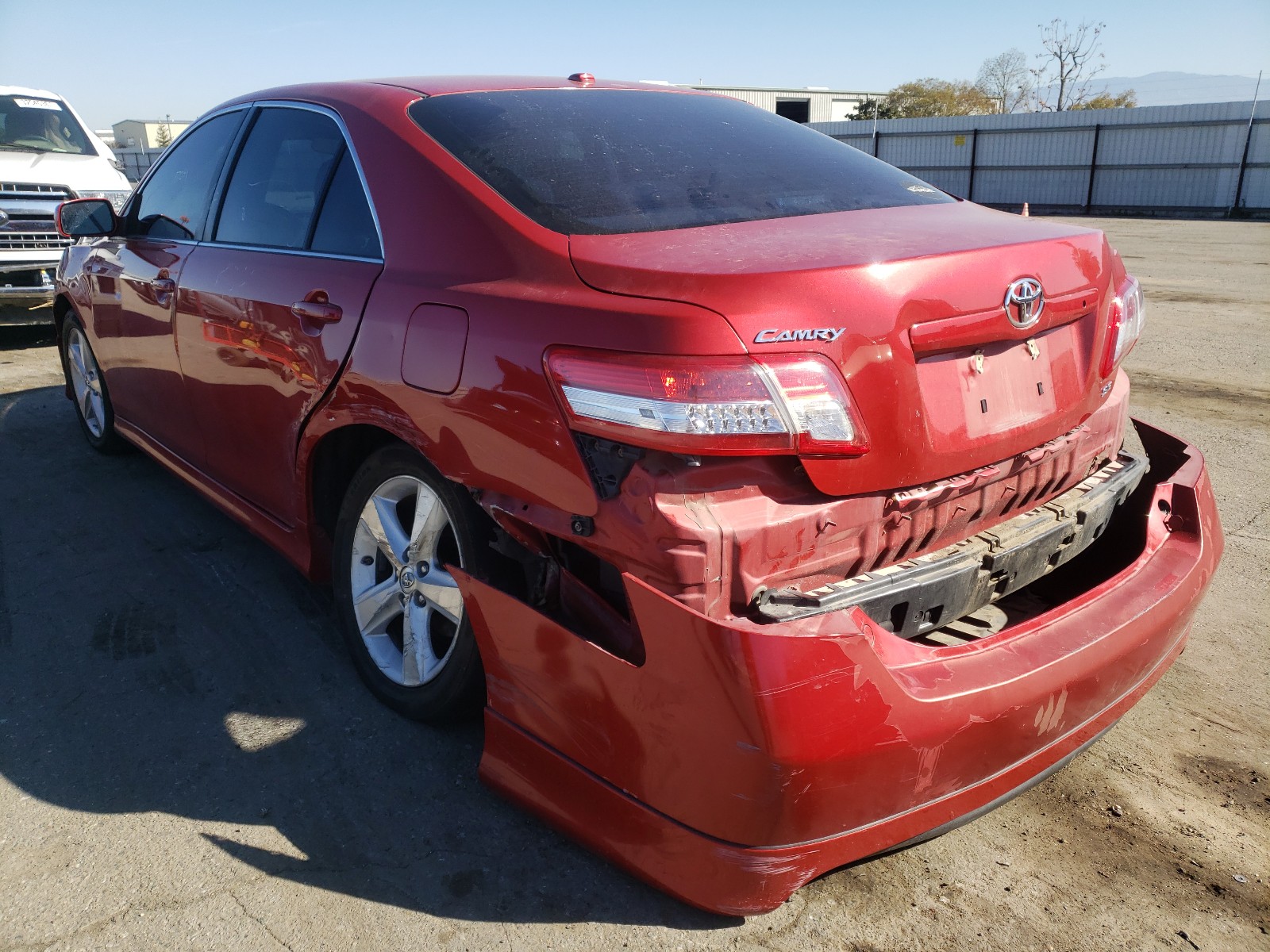 Photo 2 VIN: 4T1BF3EK3BU160304 - TOYOTA CAMRY BASE 