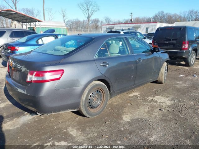 Photo 3 VIN: 4T1BF3EK3BU166832 - TOYOTA CAMRY 