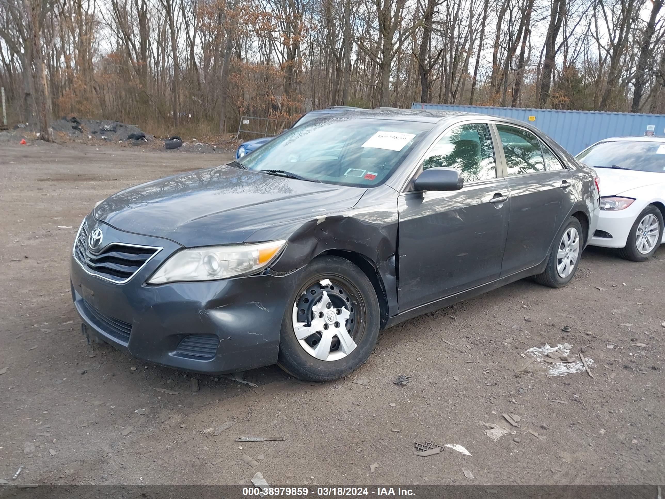 Photo 1 VIN: 4T1BF3EK3BU169214 - TOYOTA CAMRY 