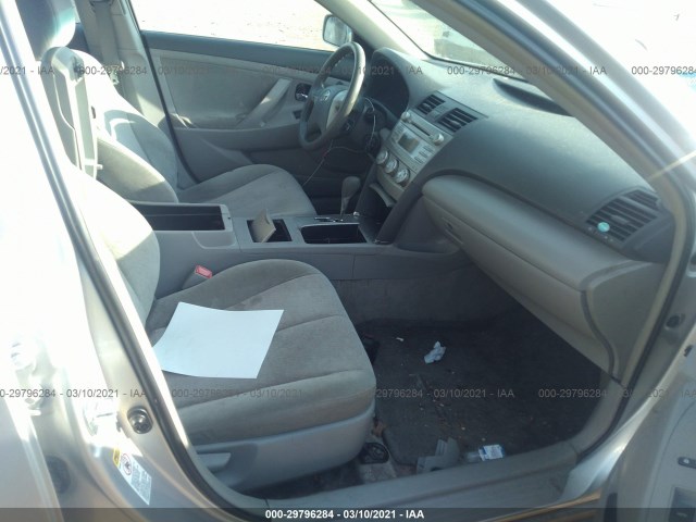 Photo 4 VIN: 4T1BF3EK3BU183176 - TOYOTA CAMRY 