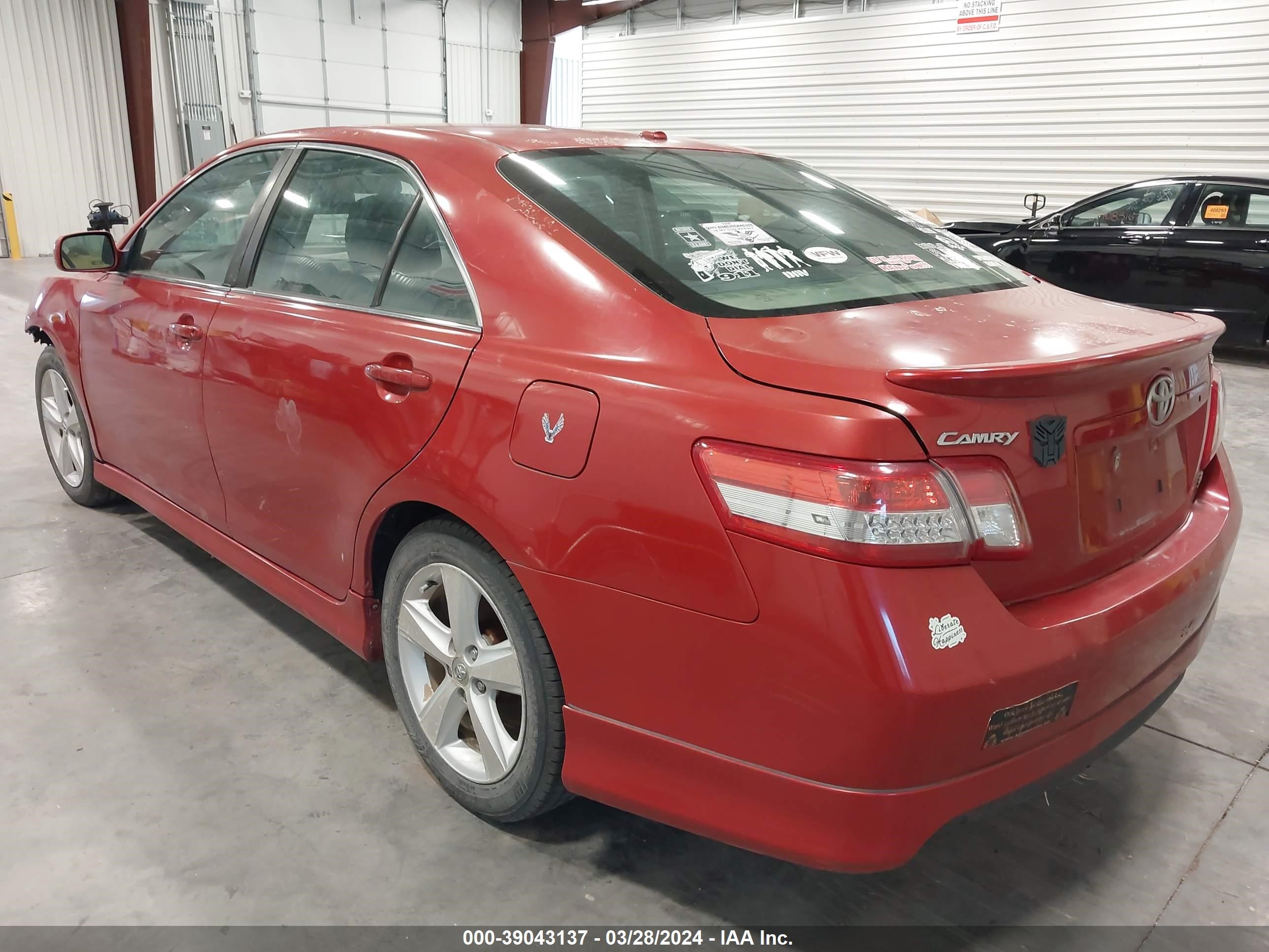 Photo 2 VIN: 4T1BF3EK3BU190970 - TOYOTA CAMRY 