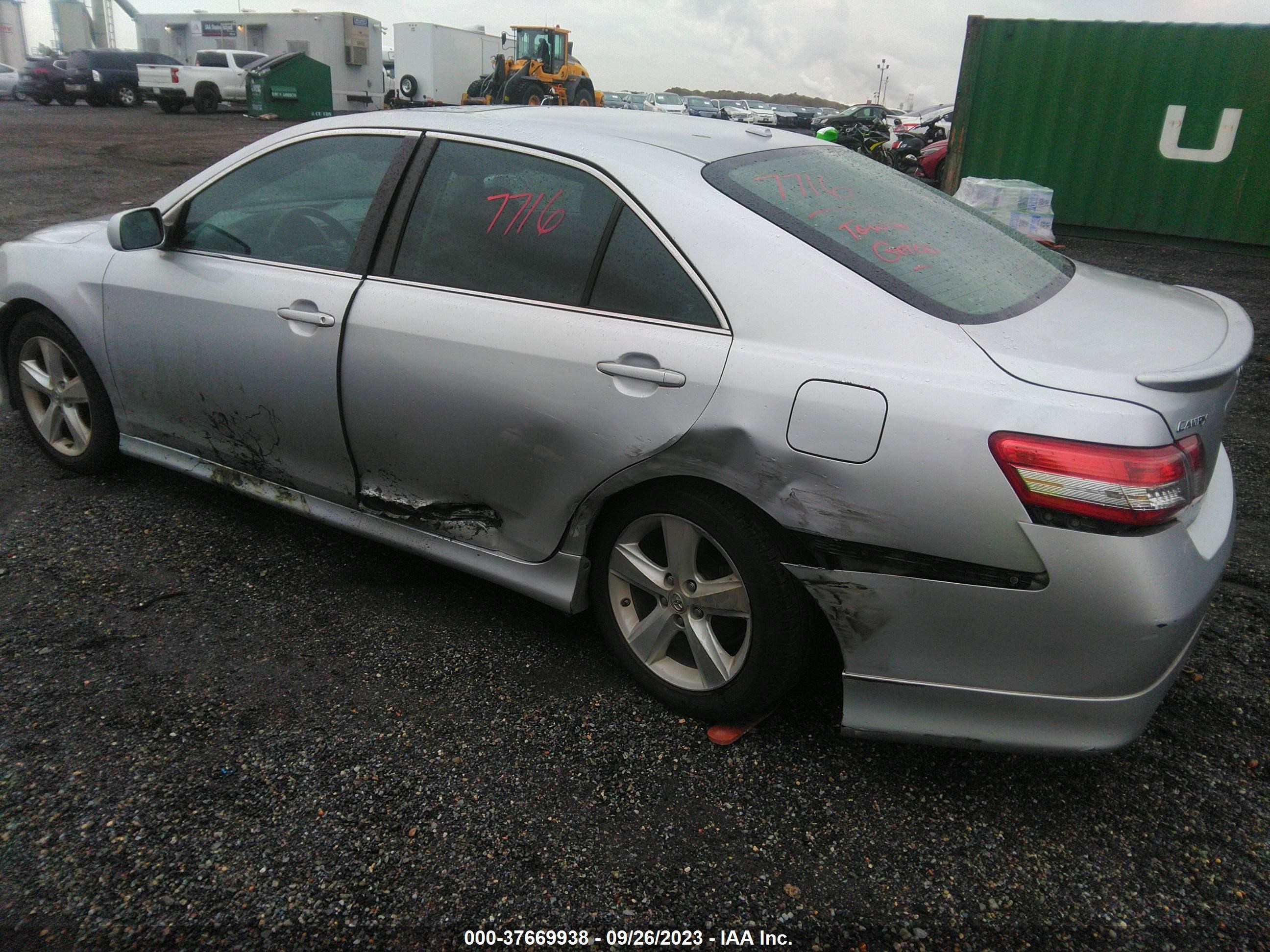 Photo 5 VIN: 4T1BF3EK3BU194212 - TOYOTA CAMRY 