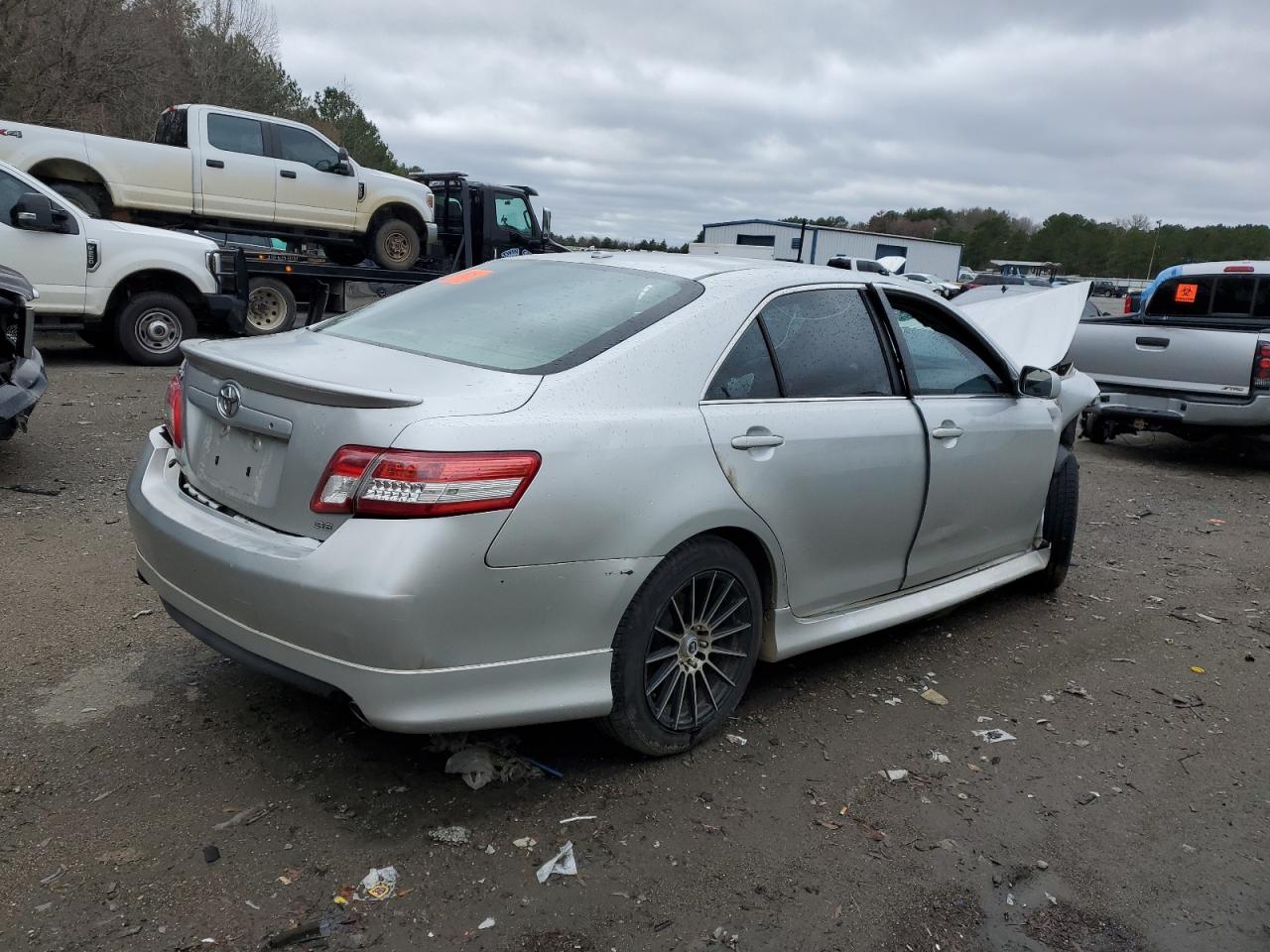 Photo 2 VIN: 4T1BF3EK3BU216936 - TOYOTA CAMRY 