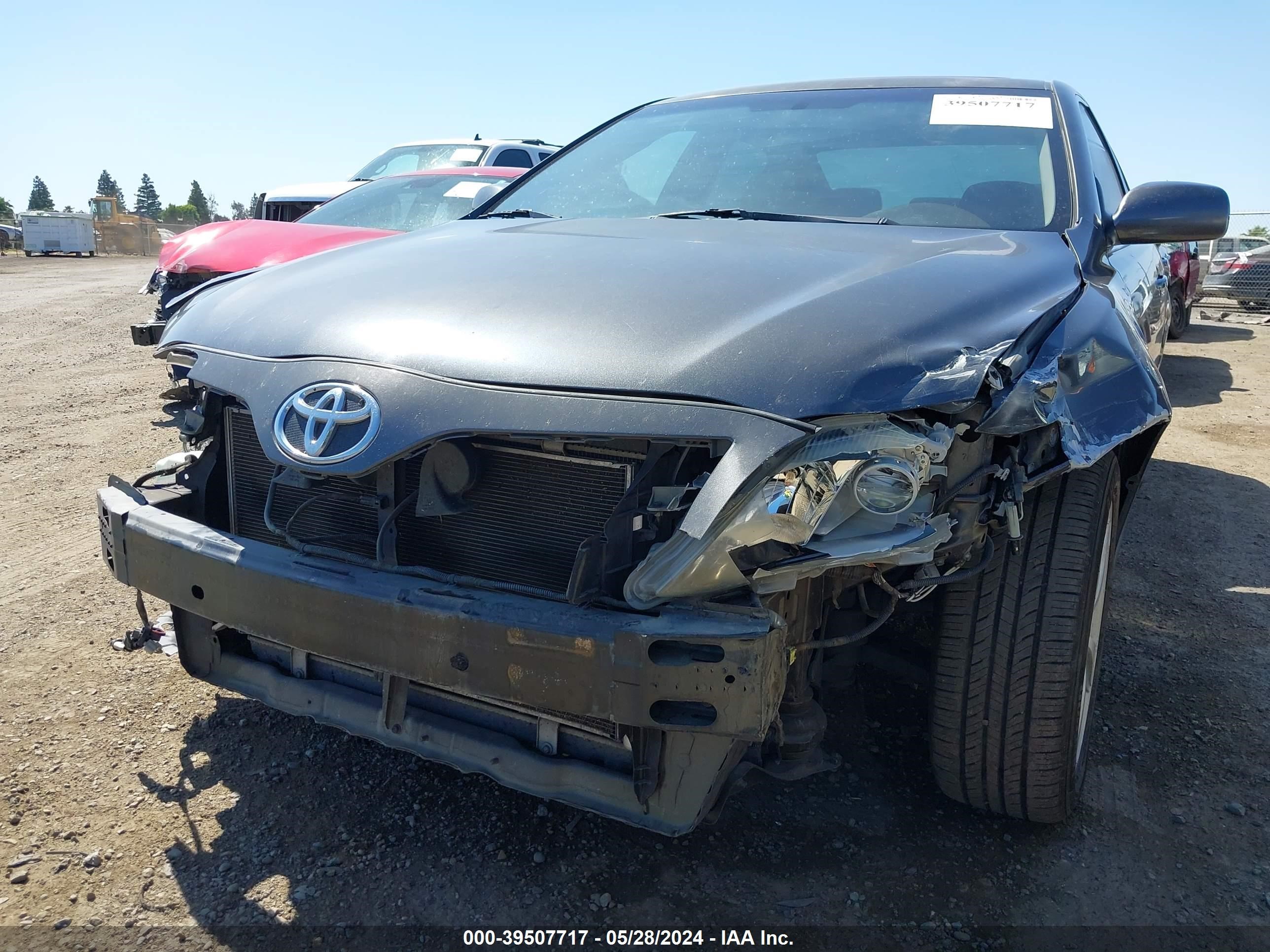 Photo 5 VIN: 4T1BF3EK3BU223451 - TOYOTA CAMRY 