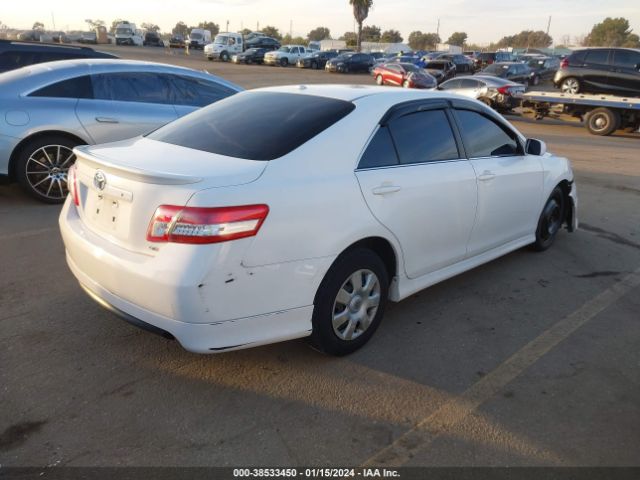 Photo 3 VIN: 4T1BF3EK3BU583500 - TOYOTA CAMRY 