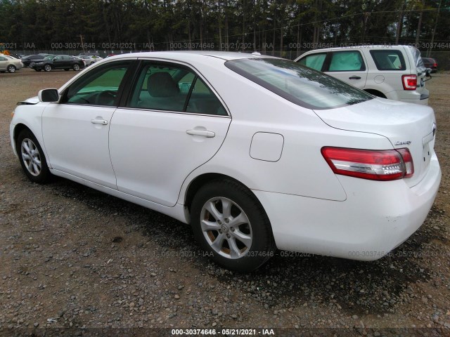 Photo 2 VIN: 4T1BF3EK3BU588731 - TOYOTA CAMRY 