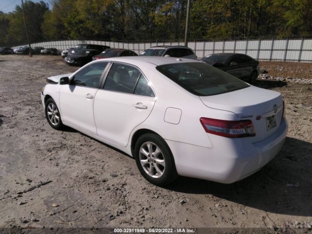 Photo 2 VIN: 4T1BF3EK3BU598286 - TOYOTA CAMRY 