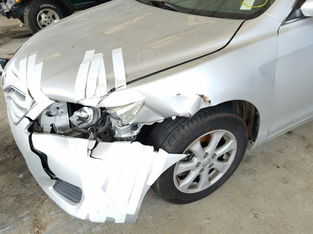 Photo 8 VIN: 4T1BF3EK3BU600361 - TOYOTA CAMRY BASE 