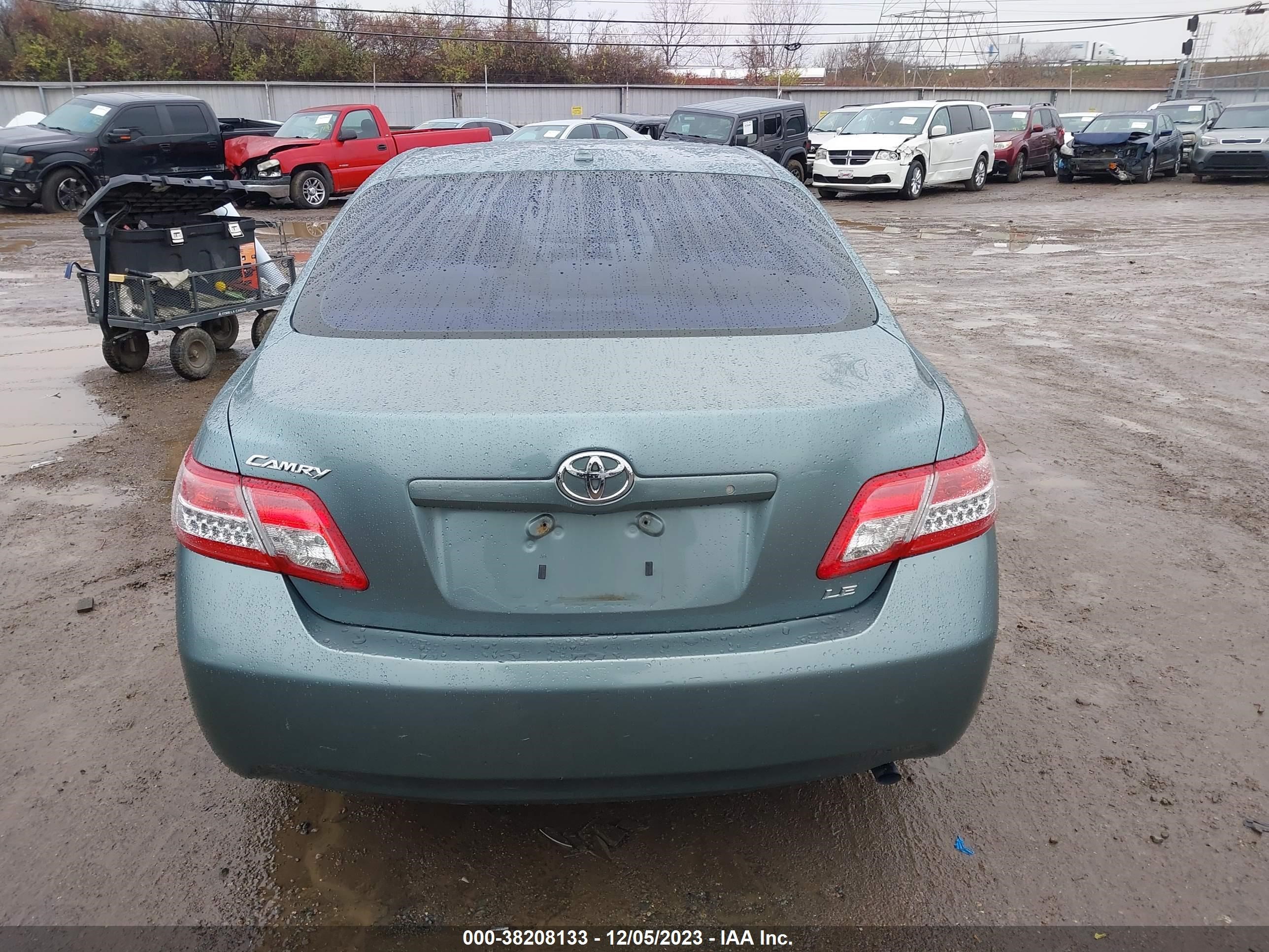 Photo 15 VIN: 4T1BF3EK3BU639550 - TOYOTA CAMRY 