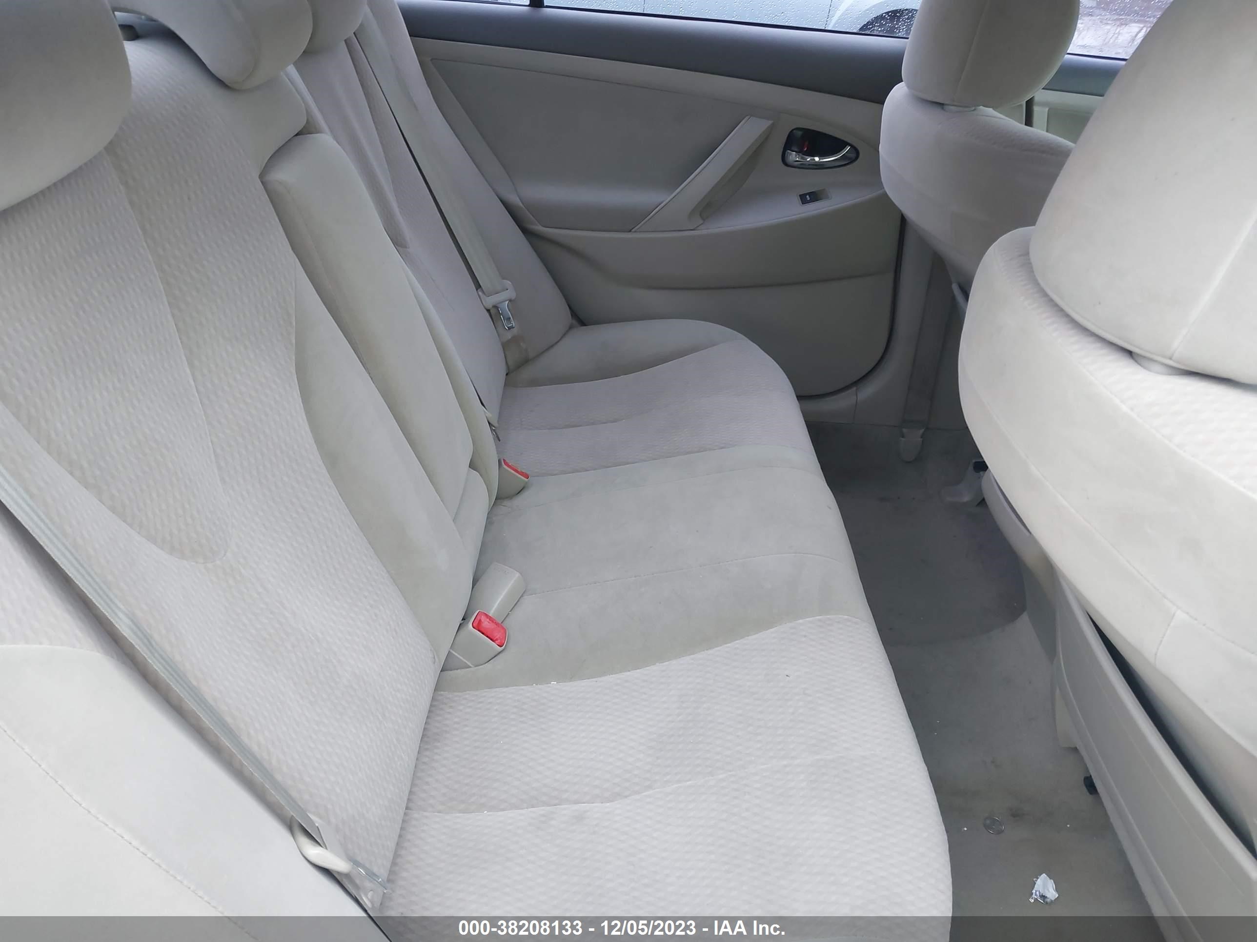 Photo 7 VIN: 4T1BF3EK3BU639550 - TOYOTA CAMRY 