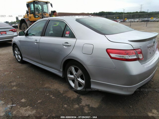 Photo 2 VIN: 4T1BF3EK3BU641136 - TOYOTA CAMRY 