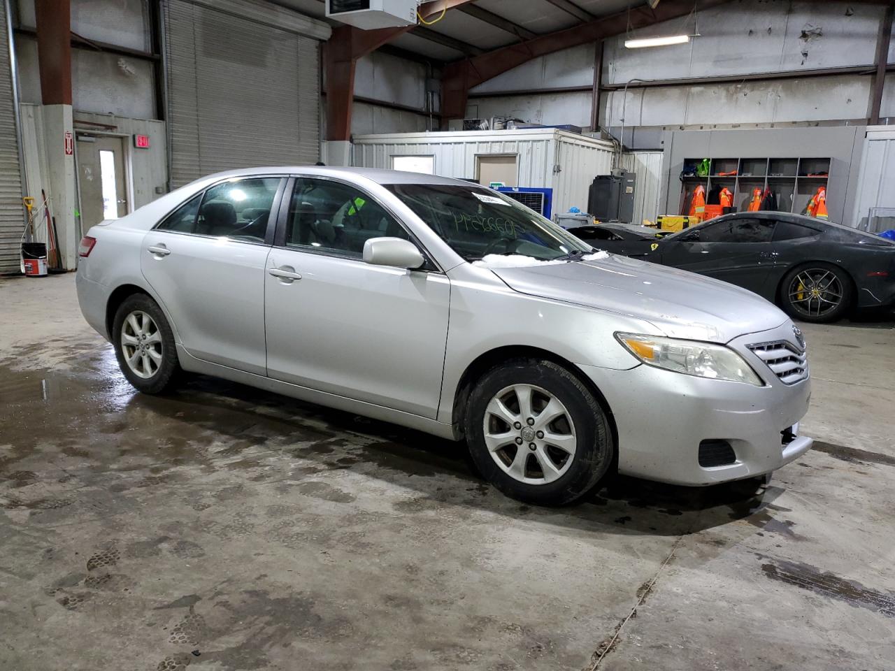 Photo 3 VIN: 4T1BF3EK3BU681328 - TOYOTA CAMRY 