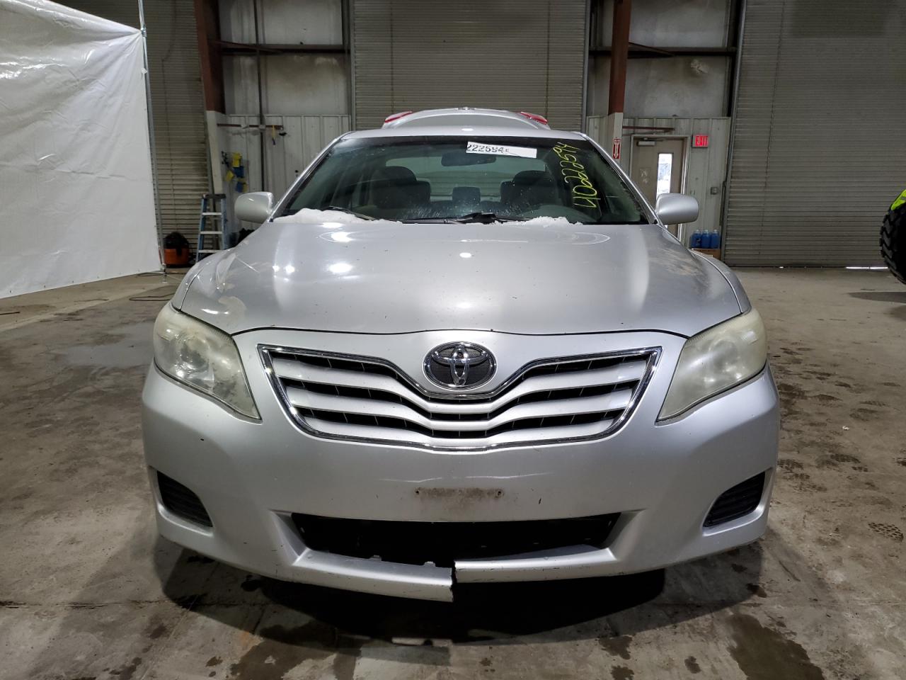 Photo 4 VIN: 4T1BF3EK3BU681328 - TOYOTA CAMRY 