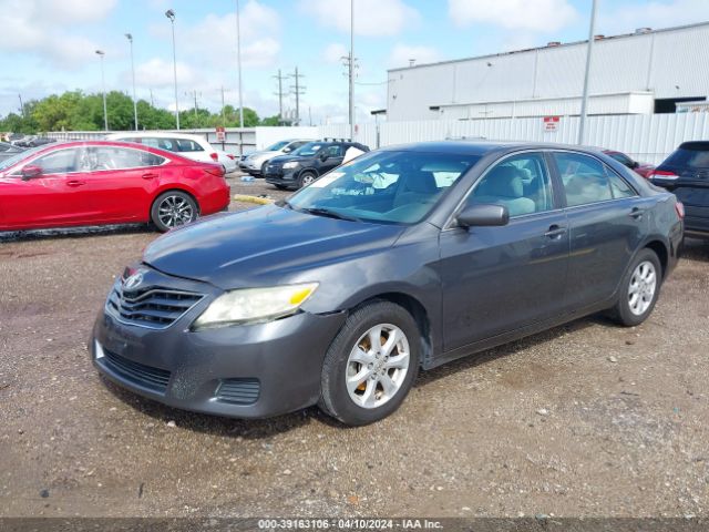 Photo 1 VIN: 4T1BF3EK3BU688747 - TOYOTA CAMRY 