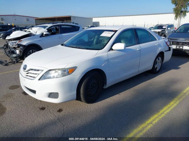 Photo 1 VIN: 4T1BF3EK3BU755704 - TOYOTA CAMRY 