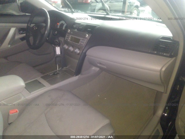 Photo 4 VIN: 4T1BF3EK3BU777198 - TOYOTA CAMRY 