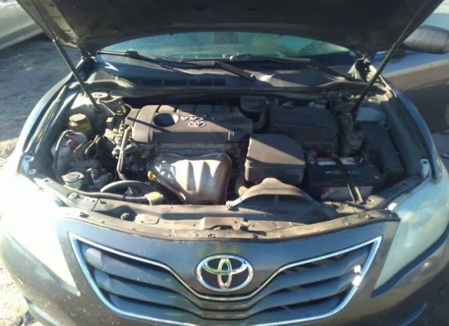 Photo 9 VIN: 4T1BF3EK4AU032622 - TOYOTA CAMRY 