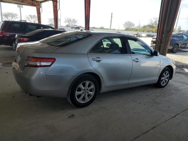 Photo 2 VIN: 4T1BF3EK4AU044639 - TOYOTA CAMRY 