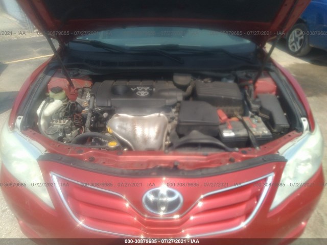 Photo 9 VIN: 4T1BF3EK4AU047265 - TOYOTA CAMRY 