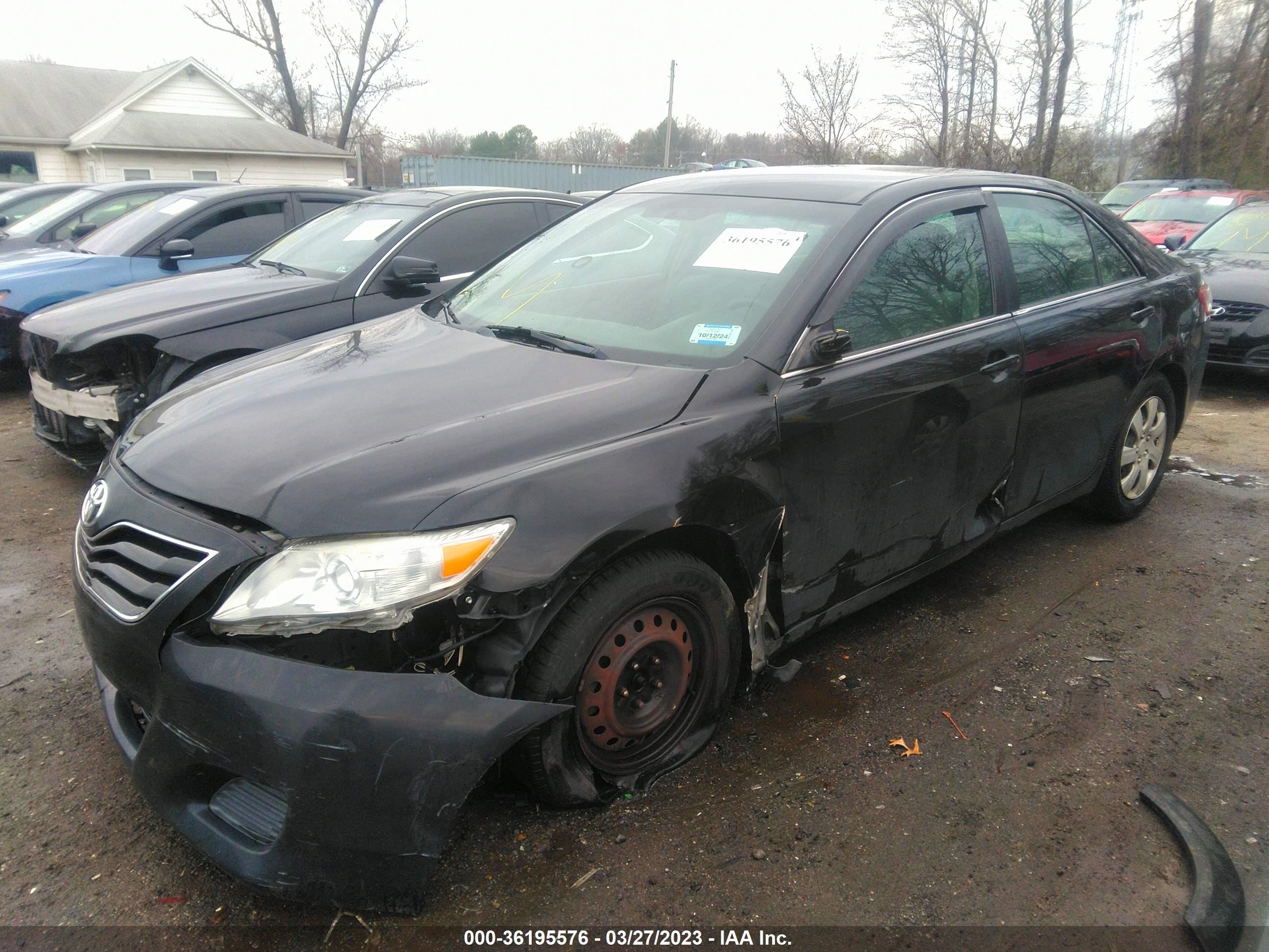 Photo 1 VIN: 4T1BF3EK4AU049968 - TOYOTA CAMRY 