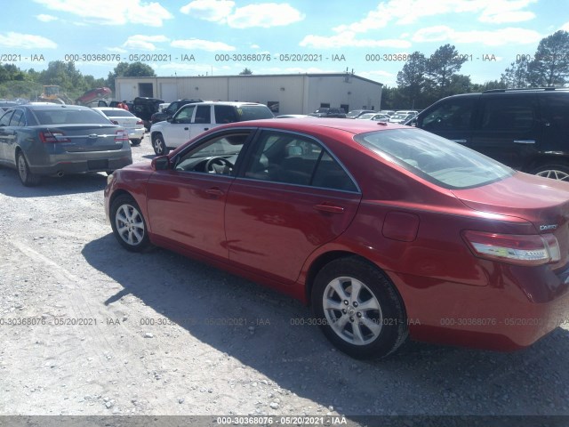 Photo 2 VIN: 4T1BF3EK4AU081352 - TOYOTA CAMRY 