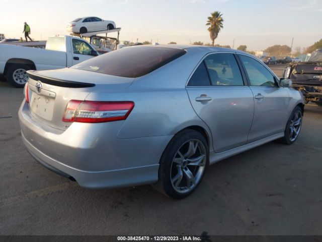 Photo 3 VIN: 4T1BF3EK4AU088219 - TOYOTA CAMRY 