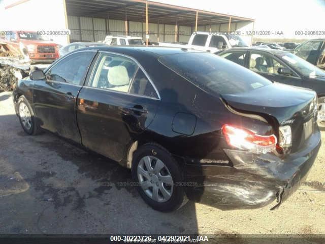 Photo 2 VIN: 4T1BF3EK4AU092609 - TOYOTA CAMRY 