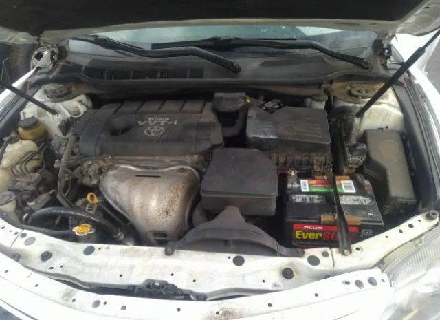 Photo 9 VIN: 4T1BF3EK4AU515012 - TOYOTA CAMRY 