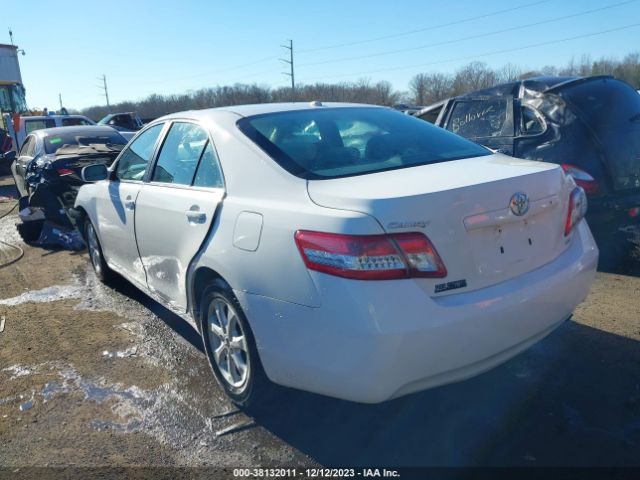 Photo 2 VIN: 4T1BF3EK4AU531713 - TOYOTA CAMRY 