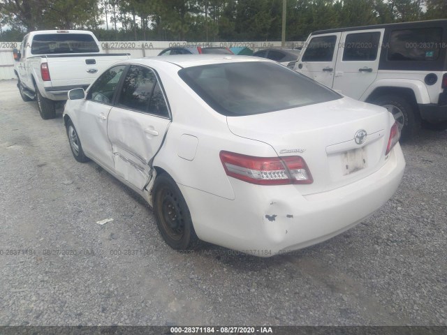 Photo 2 VIN: 4T1BF3EK4AU555820 - TOYOTA CAMRY 