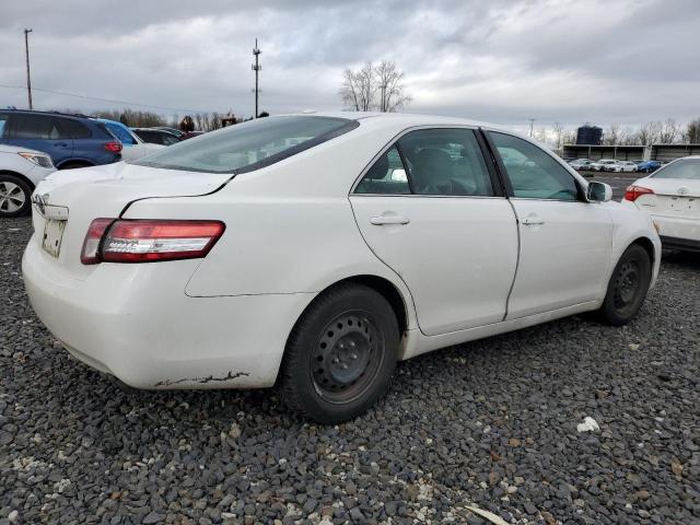 Photo 2 VIN: 4T1BF3EK4AU565635 - TOYOTA CAMRY 