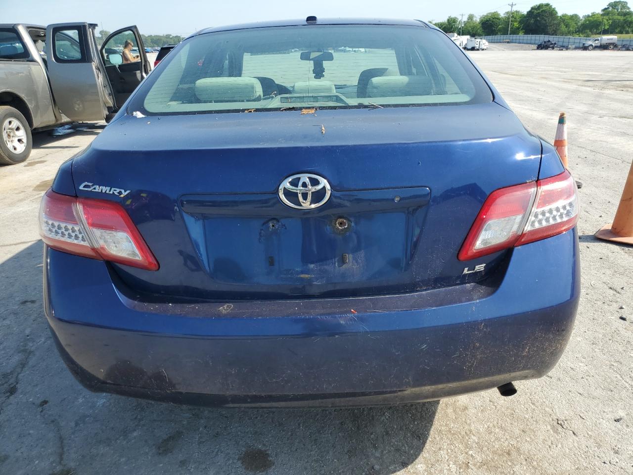 Photo 5 VIN: 4T1BF3EK4AU577476 - TOYOTA CAMRY 