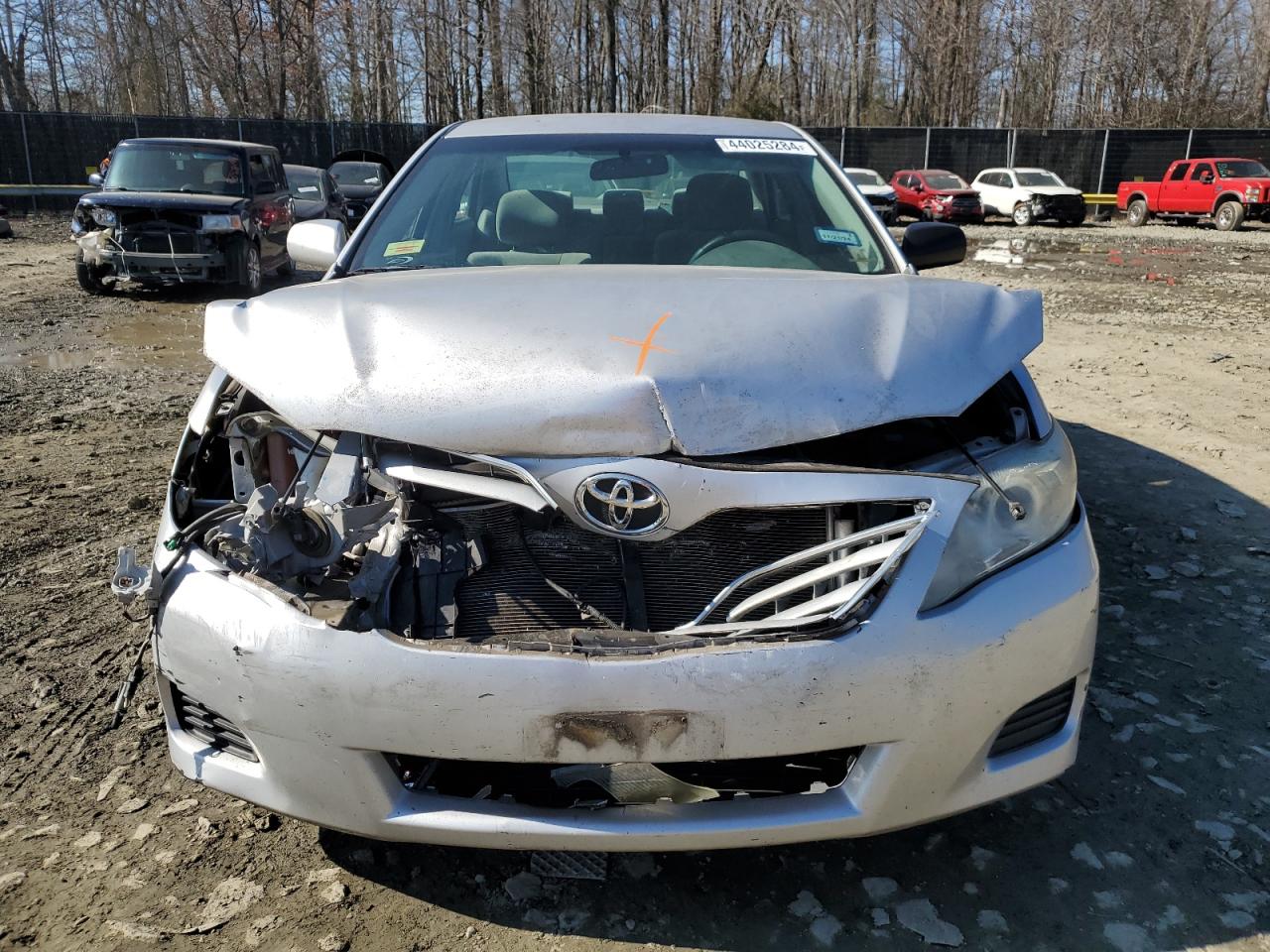 Photo 4 VIN: 4T1BF3EK4BU126646 - TOYOTA CAMRY 