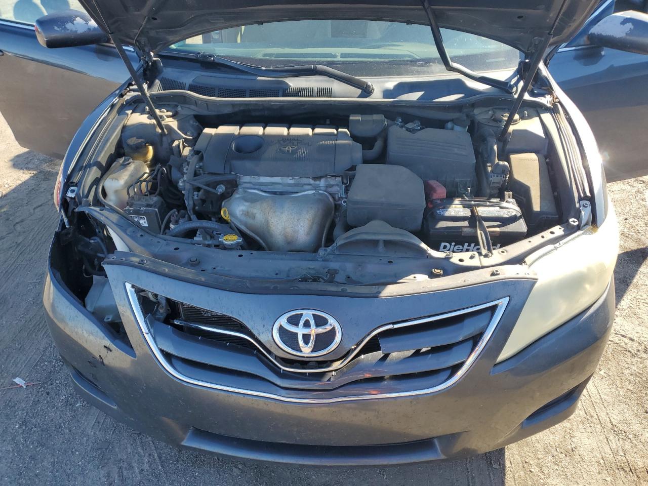 Photo 10 VIN: 4T1BF3EK4BU174244 - TOYOTA CAMRY 