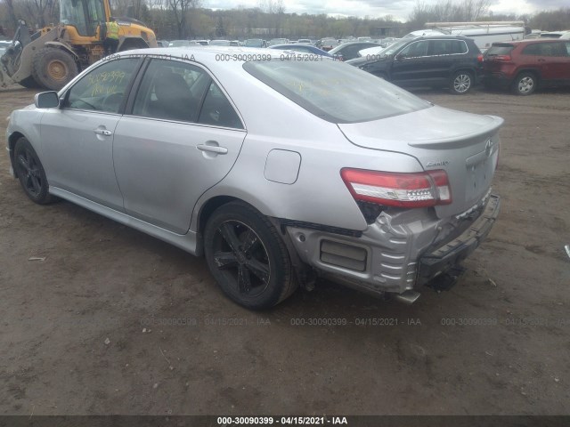 Photo 2 VIN: 4T1BF3EK4BU211518 - TOYOTA CAMRY 