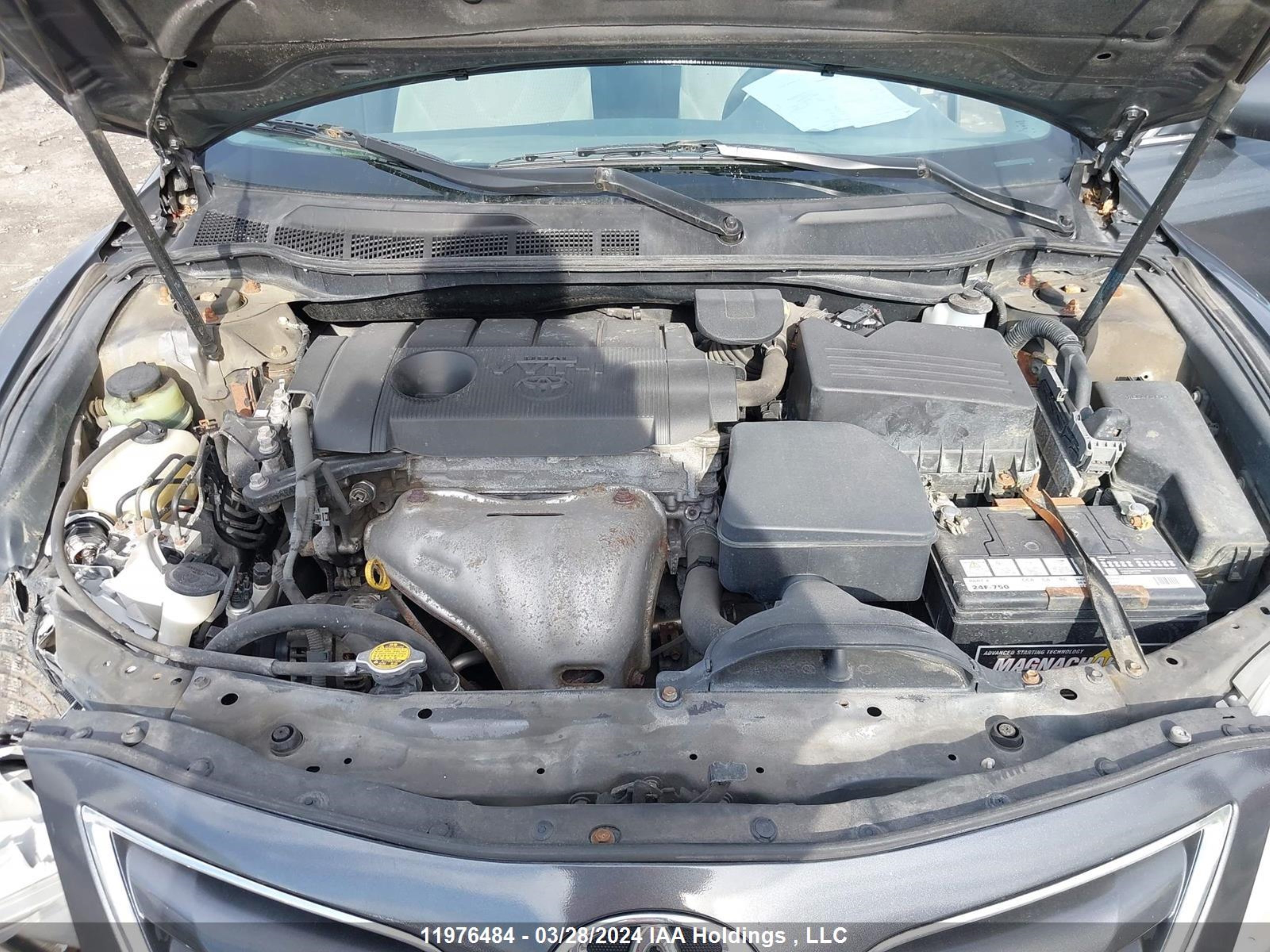 Photo 9 VIN: 4T1BF3EK4BU228173 - TOYOTA CAMRY 