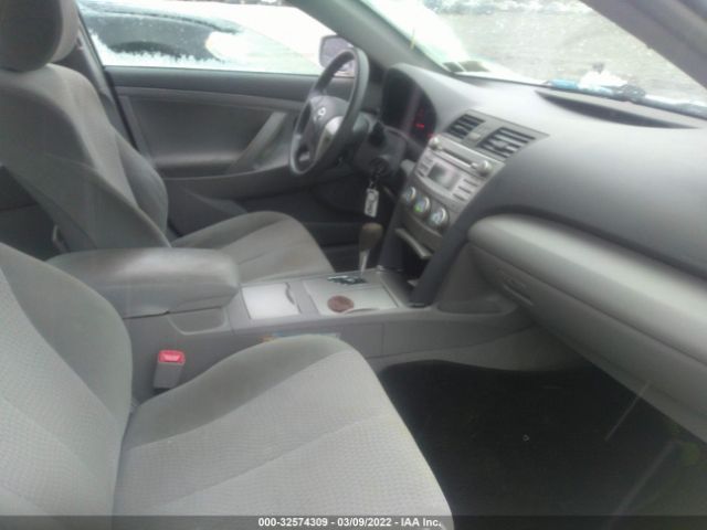 Photo 4 VIN: 4T1BF3EK4BU599317 - TOYOTA CAMRY 