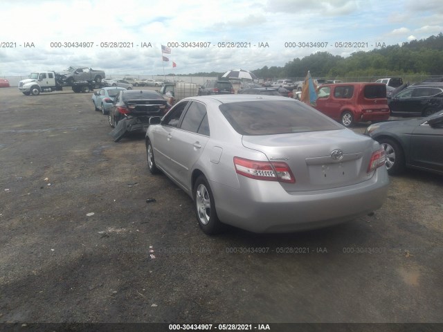 Photo 2 VIN: 4T1BF3EK4BU608629 - TOYOTA CAMRY 