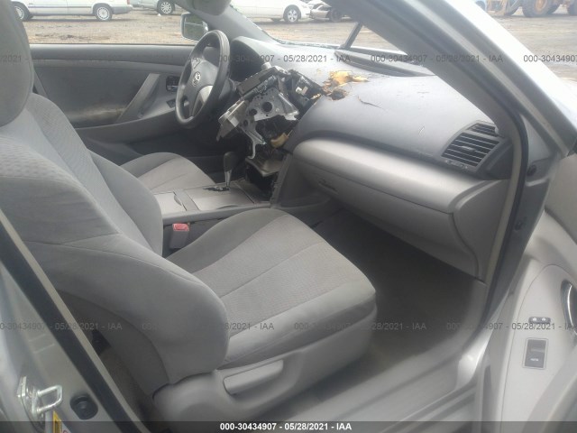 Photo 4 VIN: 4T1BF3EK4BU608629 - TOYOTA CAMRY 