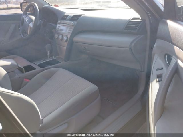 Photo 4 VIN: 4T1BF3EK4BU640822 - TOYOTA CAMRY 