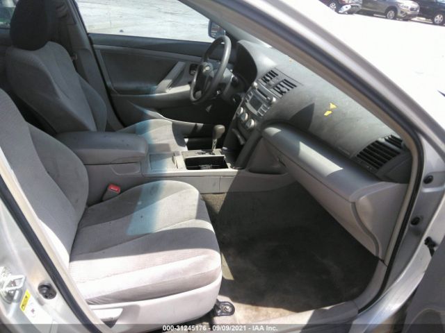 Photo 4 VIN: 4T1BF3EK4BU674078 - TOYOTA CAMRY 