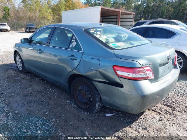 Photo 2 VIN: 4T1BF3EK4BU684674 - TOYOTA CAMRY 