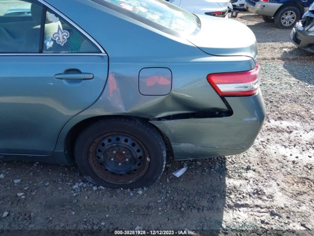 Photo 5 VIN: 4T1BF3EK4BU684674 - TOYOTA CAMRY 