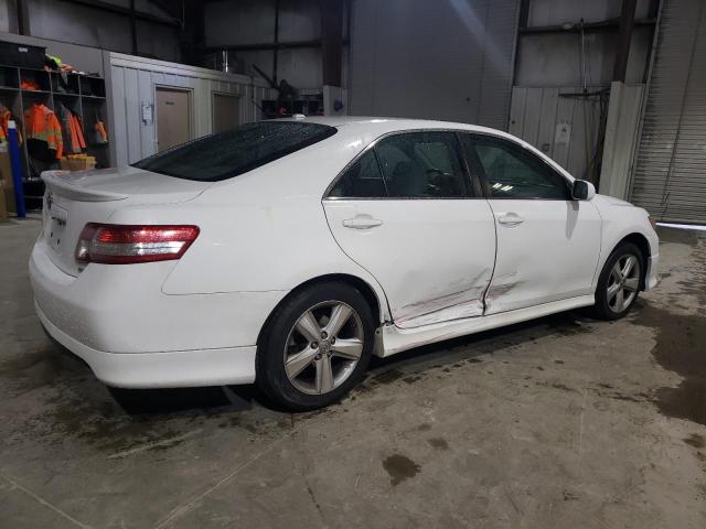 Photo 2 VIN: 4T1BF3EK4BU705541 - TOYOTA CAMRY BASE 