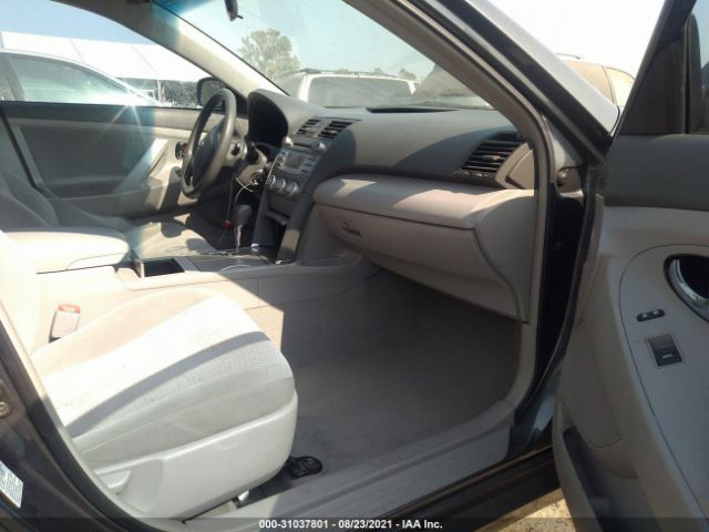 Photo 4 VIN: 4T1BF3EK4BU710691 - TOYOTA CAMRY 