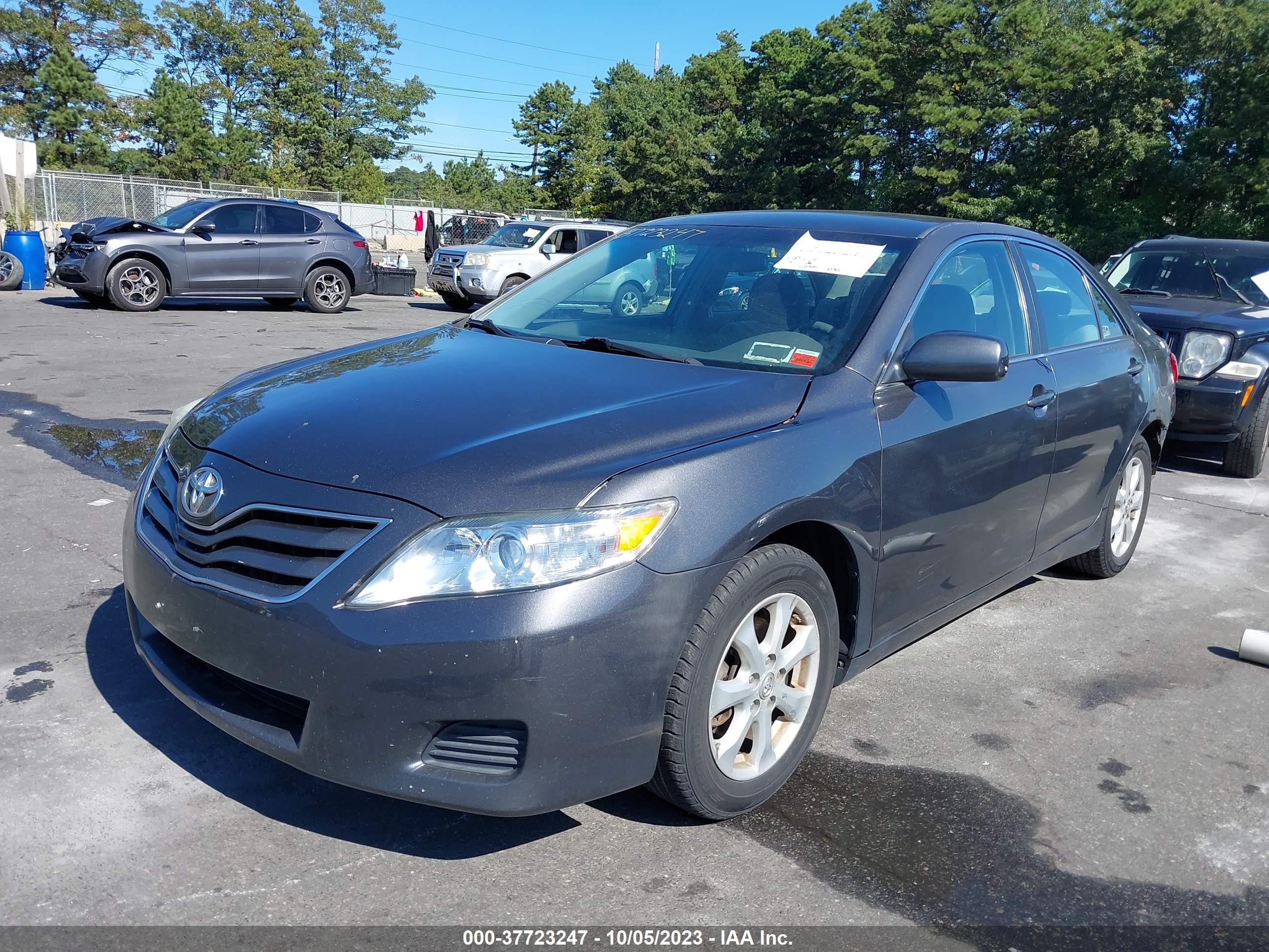 Photo 1 VIN: 4T1BF3EK4BU722131 - TOYOTA CAMRY 