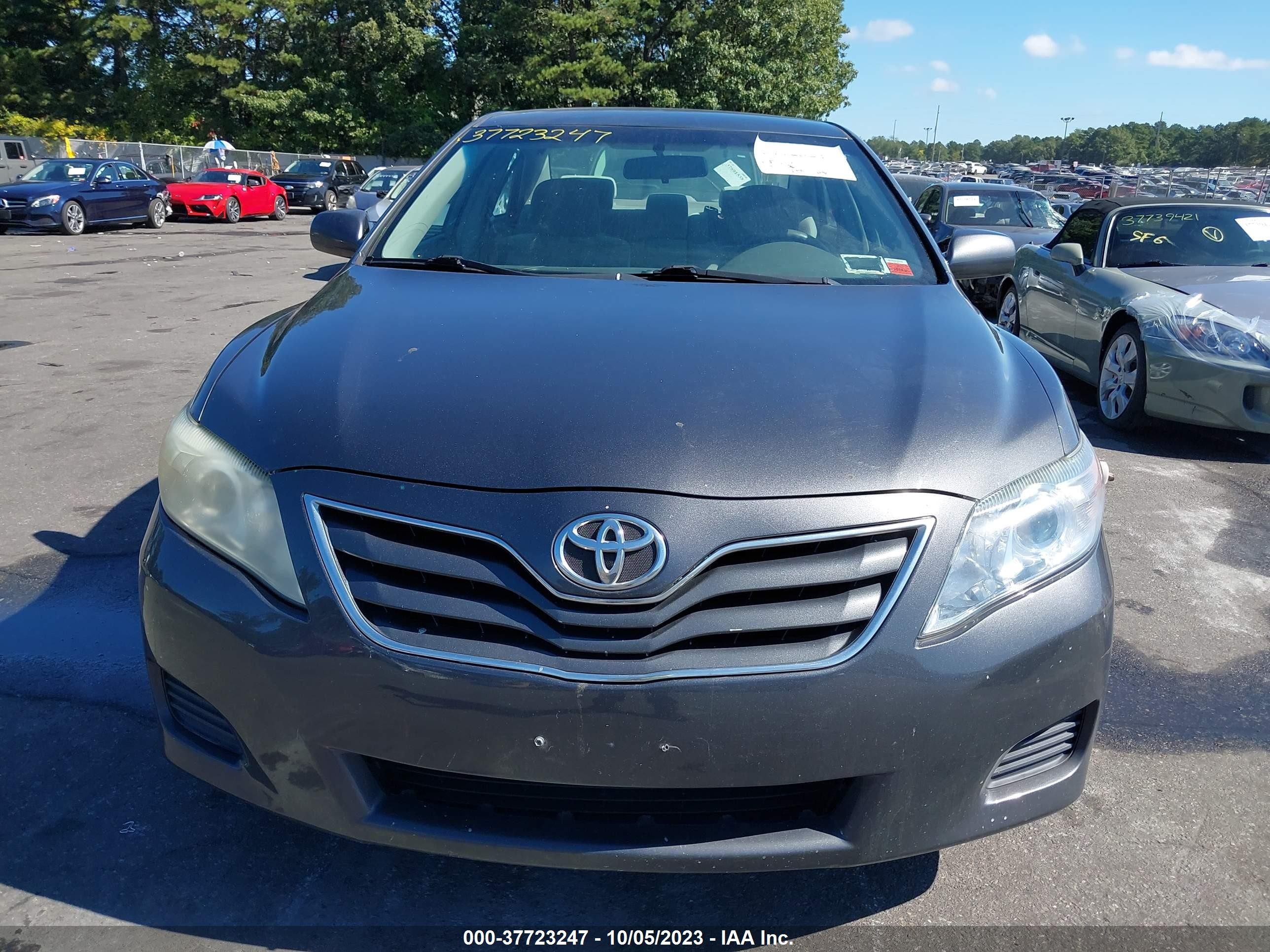 Photo 11 VIN: 4T1BF3EK4BU722131 - TOYOTA CAMRY 