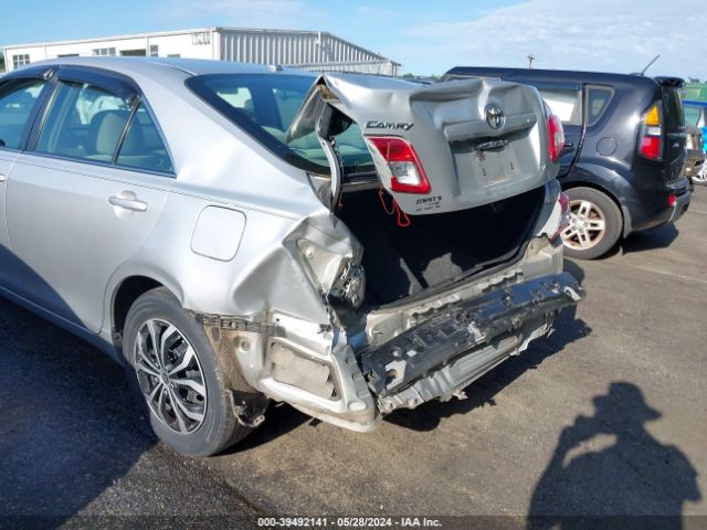 Photo 5 VIN: 4T1BF3EK4BU722288 - TOYOTA CAMRY 