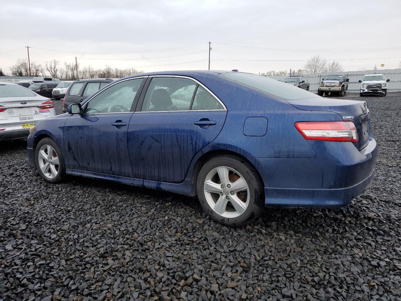 Photo 1 VIN: 4T1BF3EK4BU747563 - TOYOTA CAMRY 